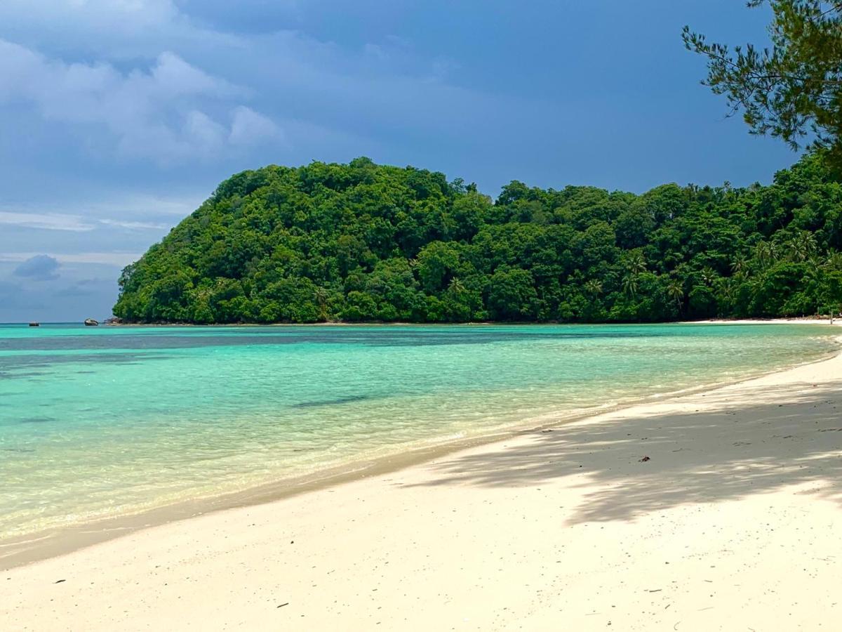 Greenhouse Ecolodge Pulau Mantani Bagian luar foto