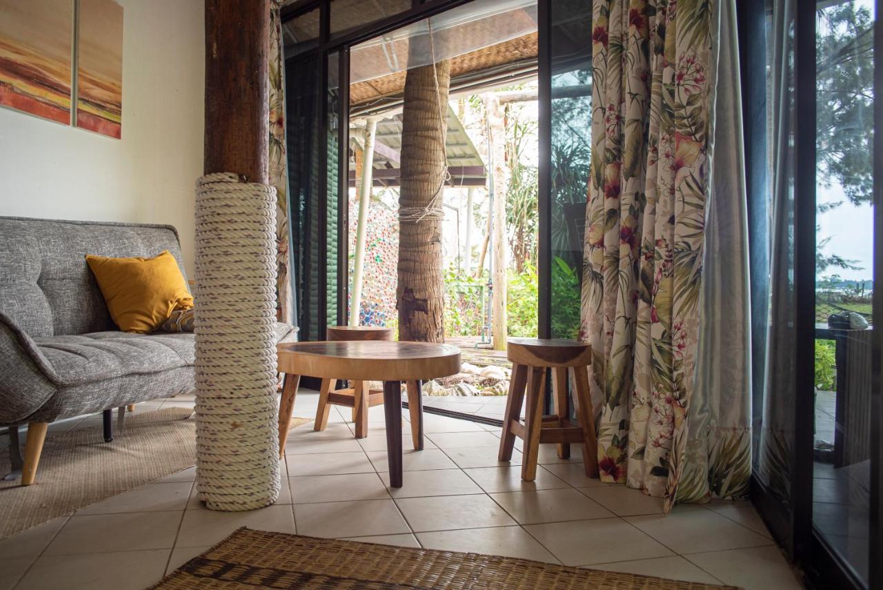 Greenhouse Ecolodge Pulau Mantani Bagian luar foto
